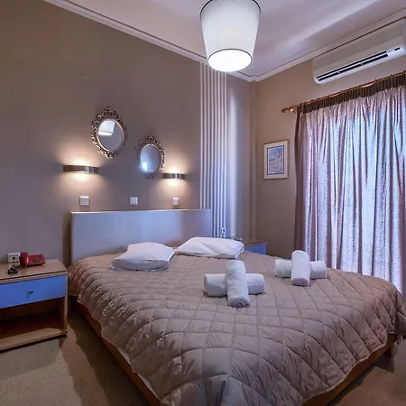 Hotel Taxiarhis