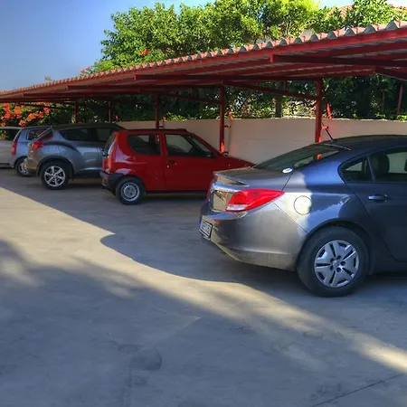 Hotel Taxiarhis
