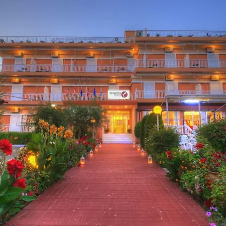 Taxiarhis Hotel Loutra Killinis