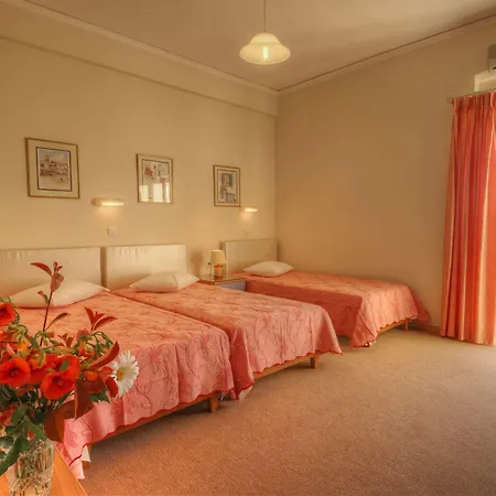Hotel Taxiarhis