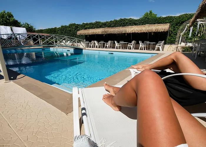 Taxiarhis 3* ברתולומיאו