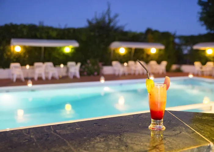 Hotel Taxiarhis Vartholomión